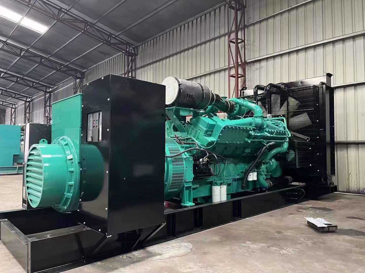 图木舒克如何降低 800kW 柴油发电机输出电流的波动？