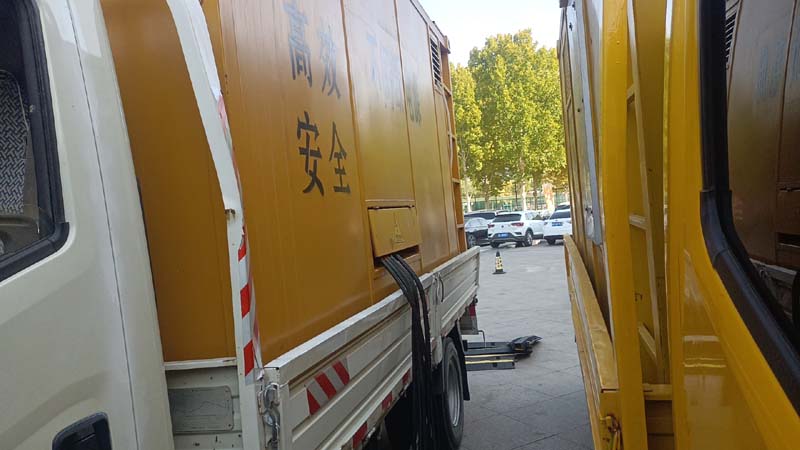 图木舒克如何判断柴油发电机组和UPS电源的切换时间是否符合要求？